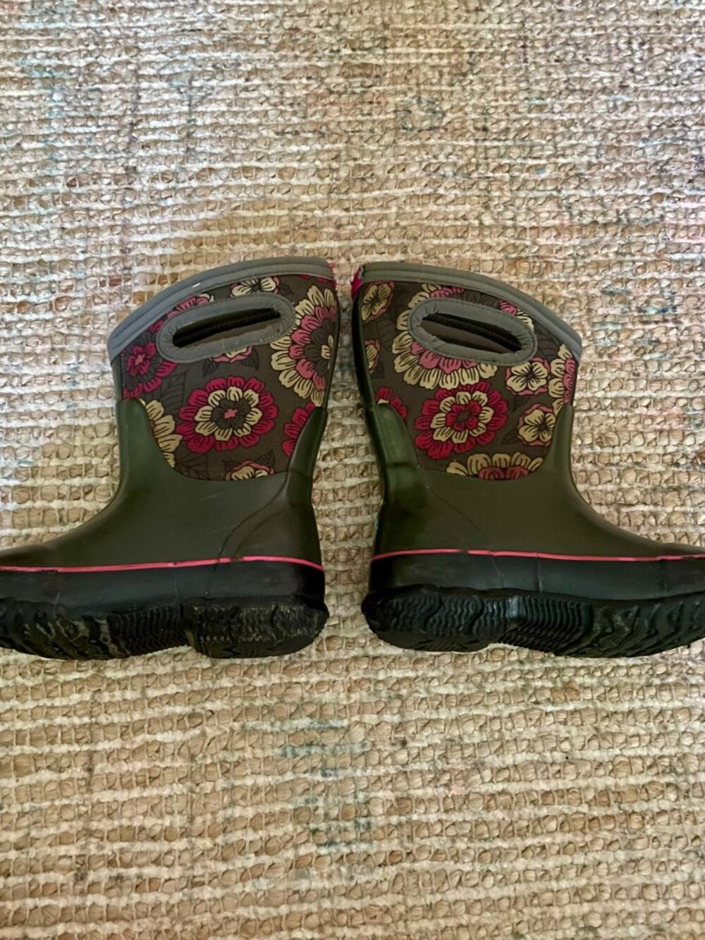 Bogs Classic Pansy Floral Girls Size 8 Floral Waterproof Thermal Insulation Boot - Picture 4 of 8